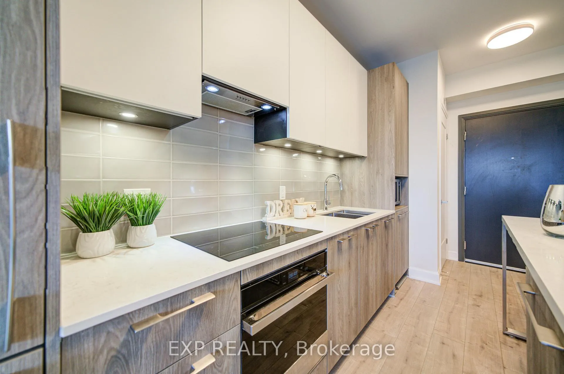 Photo 15 of Unit 515, 38 Water Walk Drive, Markham, Unionville — HOMEH