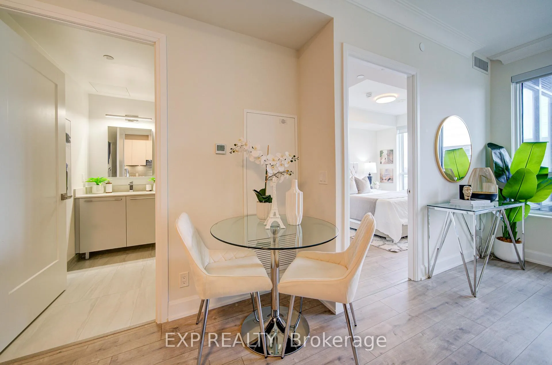 Photo 23 of Unit 515, 38 Water Walk Drive, Markham, Unionville — HOMEH