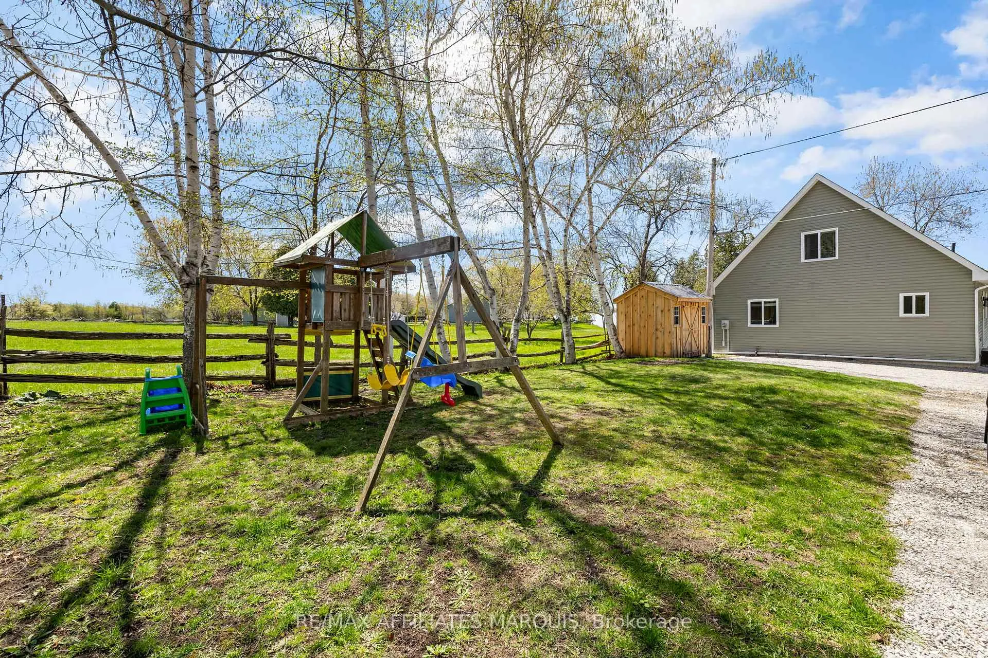 Photo 46 of 12 O1 Road, Rideau Lakes, Rideau Lakes (South Elmsley) Twp — HOMEH