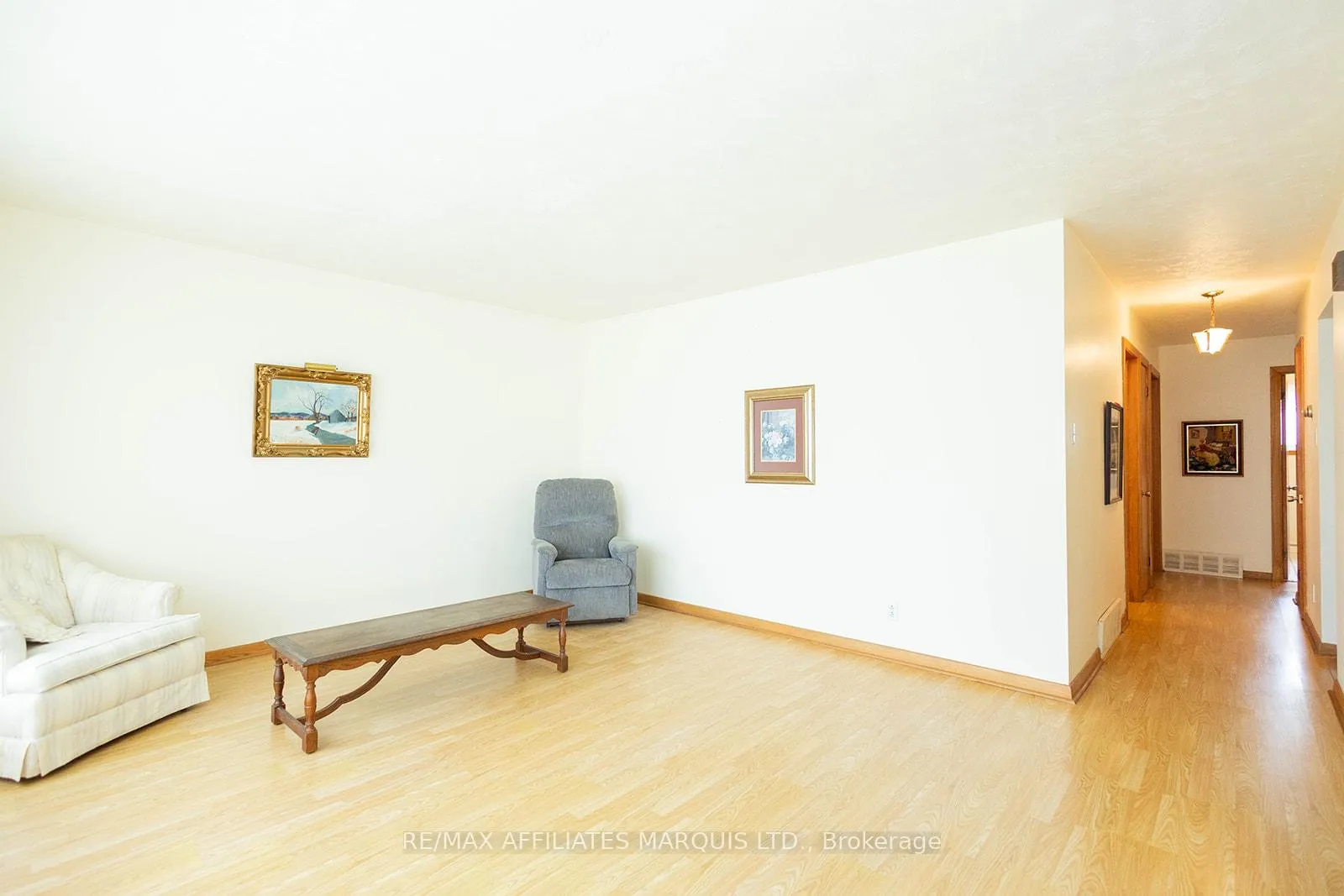 Photo 7 of 304 Balmoral Avenue, Cornwall — HOMEH