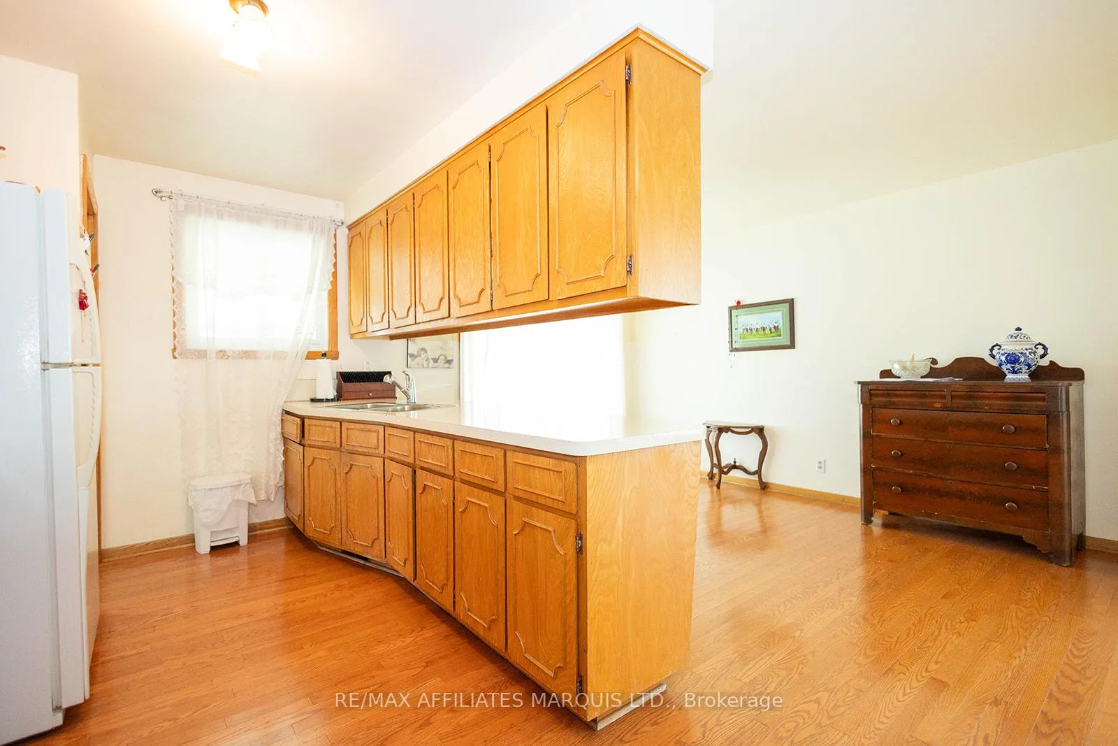 Photo 10 of 304 Balmoral Avenue, Cornwall — HOMEH