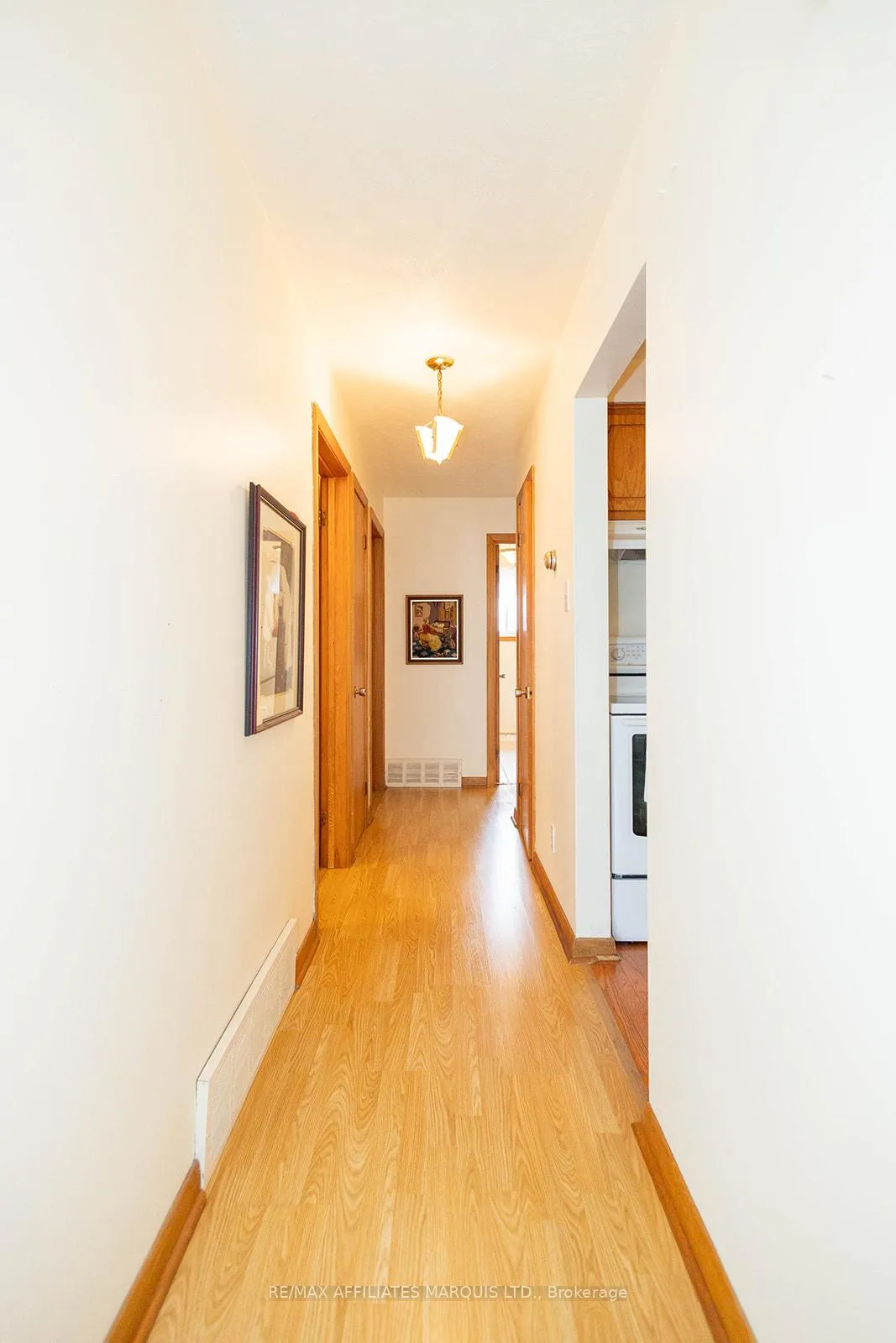 Photo 14 of 304 Balmoral Avenue, Cornwall — HOMEH