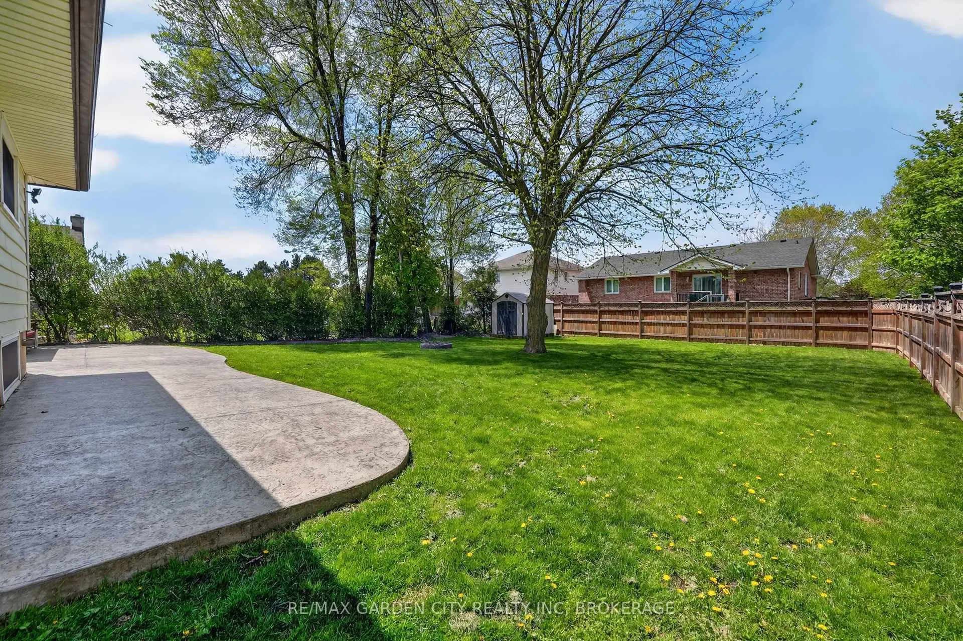 Photo 38 of 725 Clare Avenue, Welland, N. Welland — HOMEH