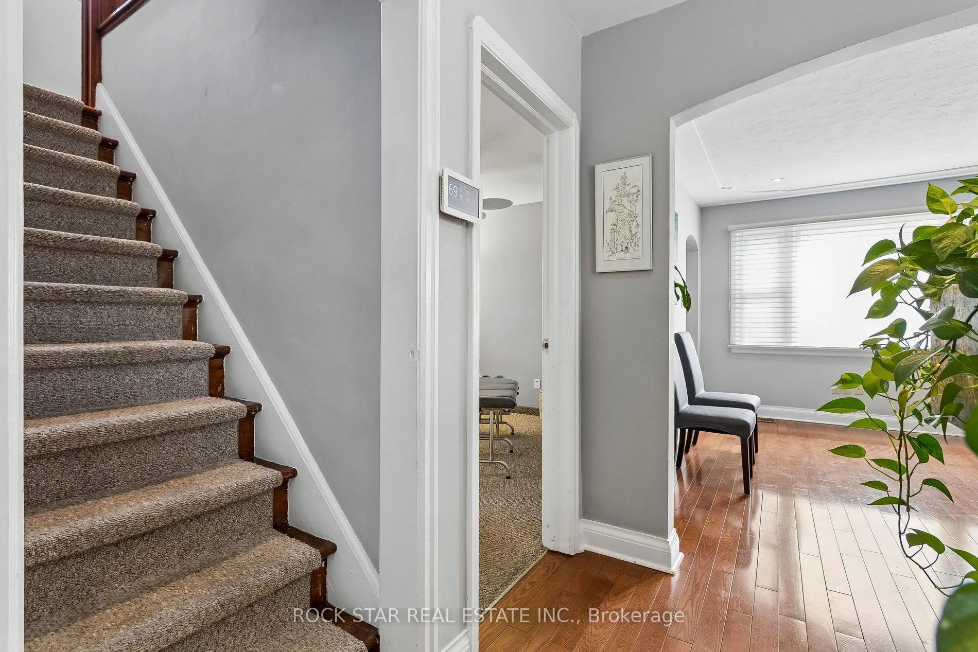 Photo 14 of 379 Ontario Street S, Milton, Timberlea — HOMEH