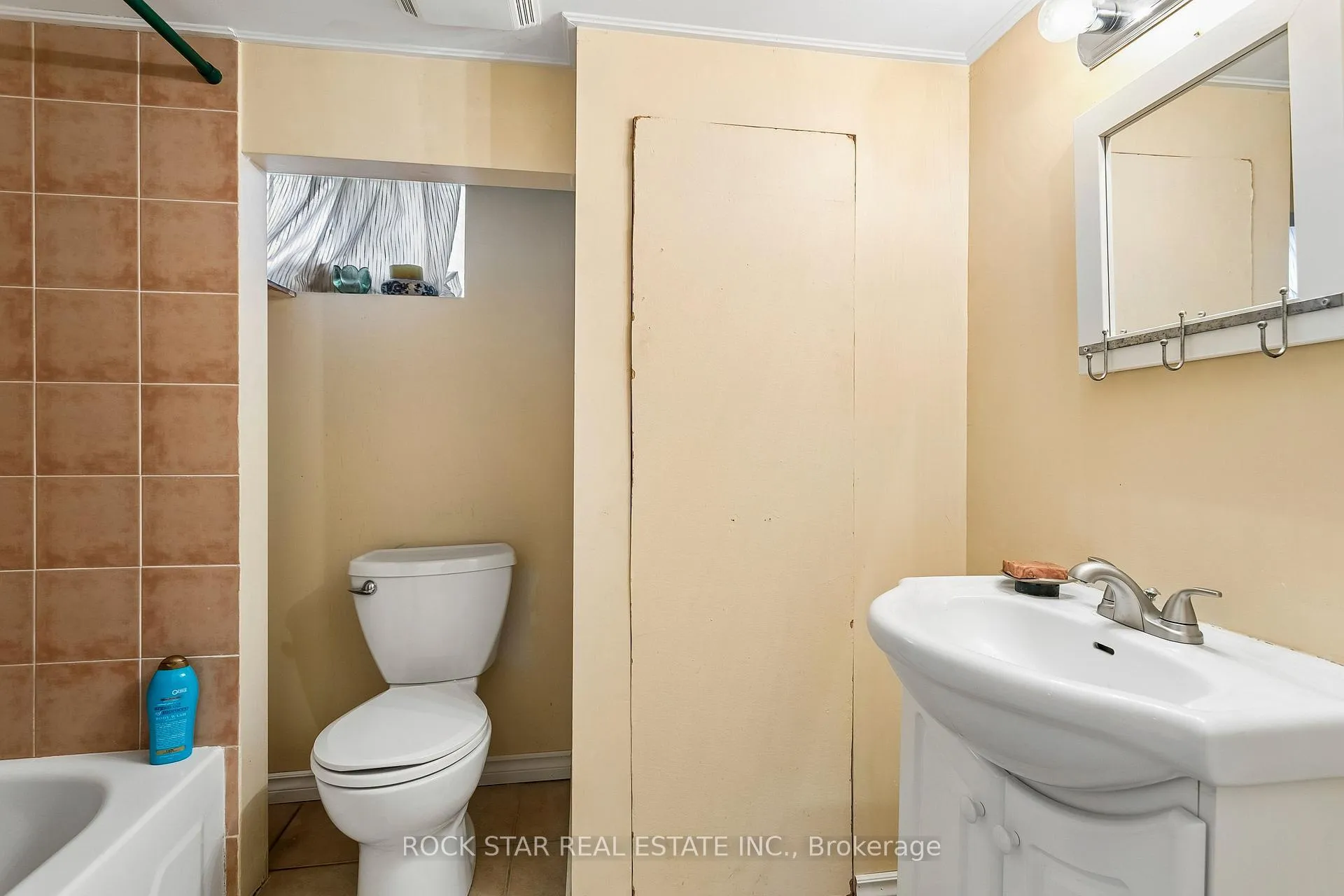 Photo 28 of 379 Ontario Street S, Milton, Timberlea — HOMEH