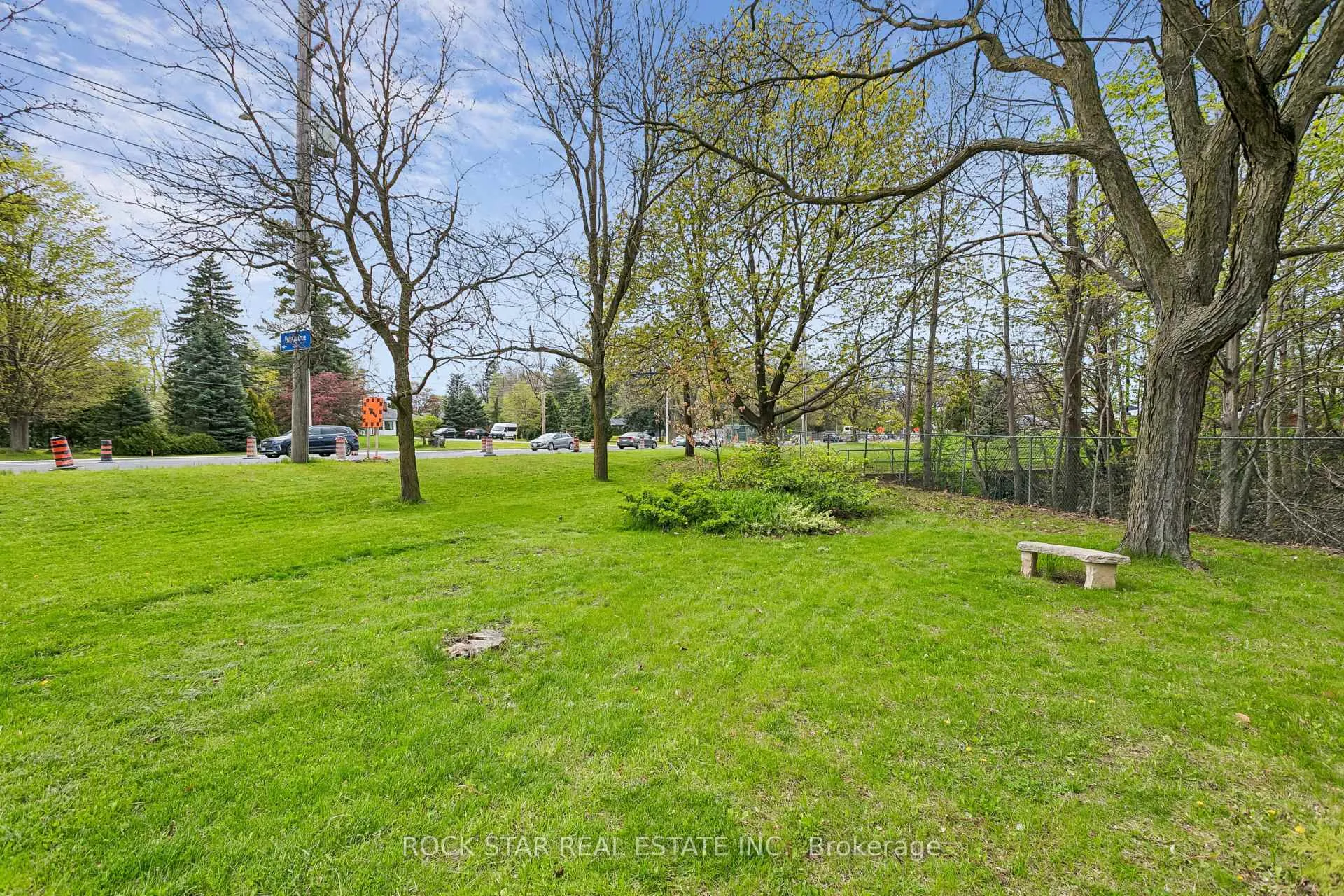 Photo 34 of 379 Ontario Street S, Milton, Timberlea — HOMEH