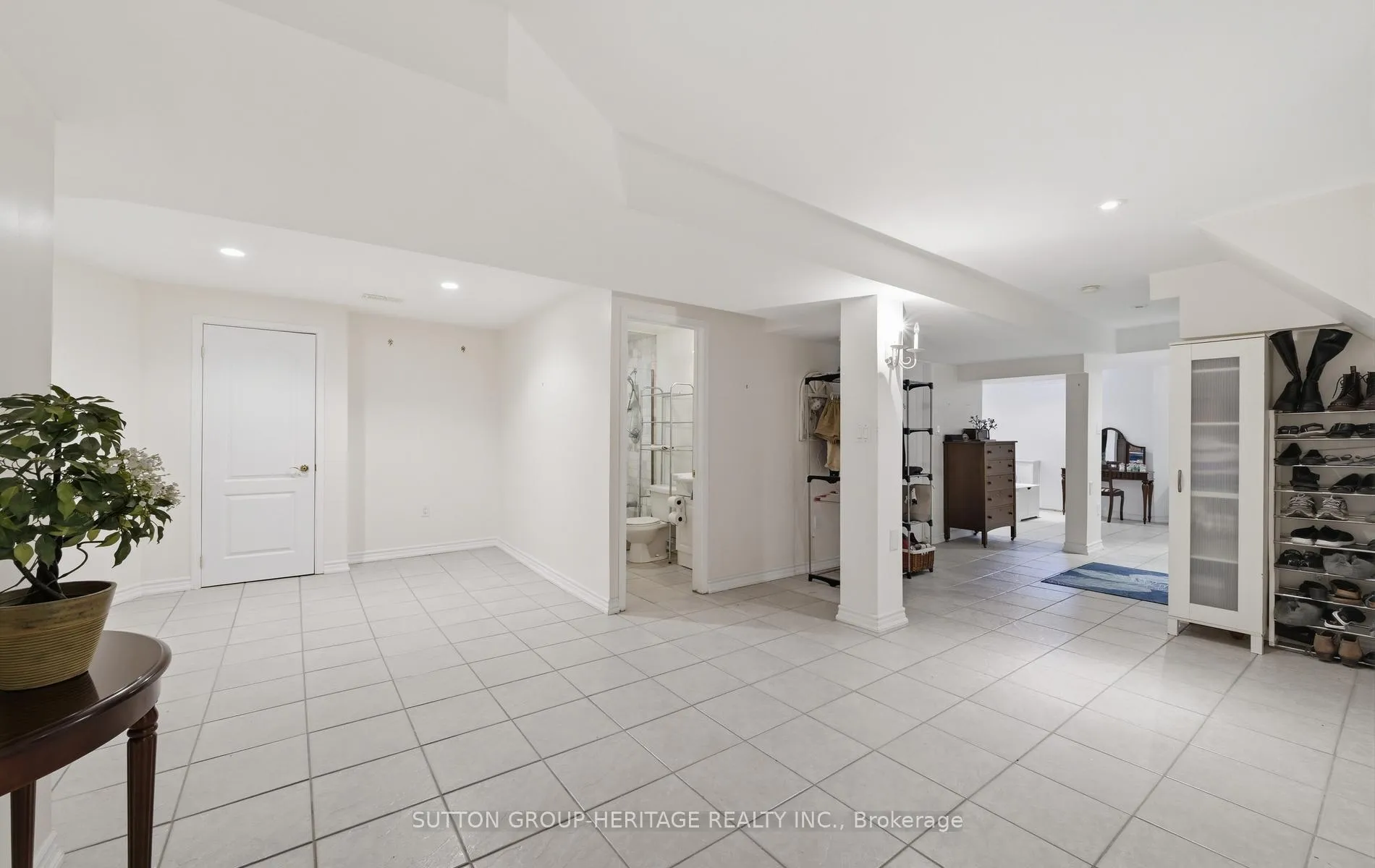 Photo 32 of 19 Country Ridge Drive, Markham, Wismer — HOMEH
