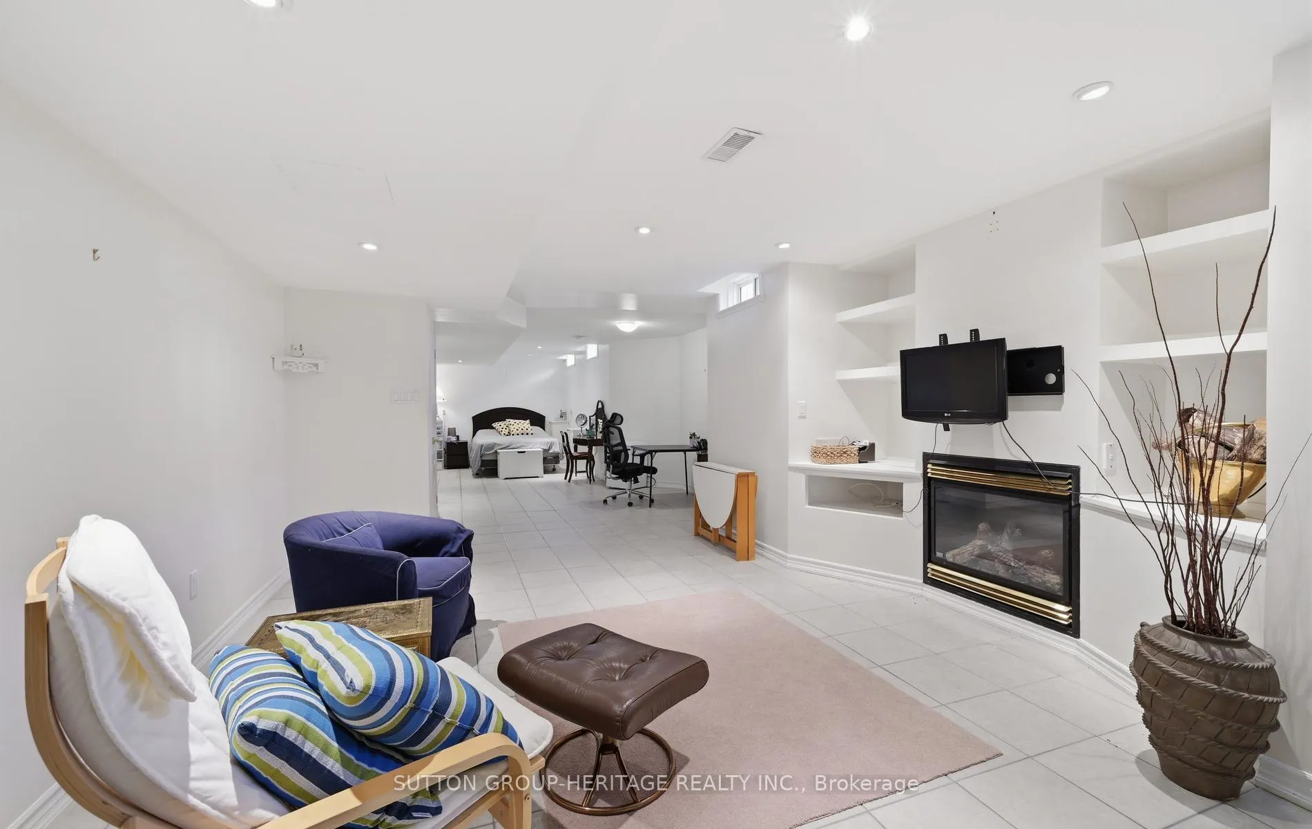 Photo 34 of 19 Country Ridge Drive, Markham, Wismer — HOMEH