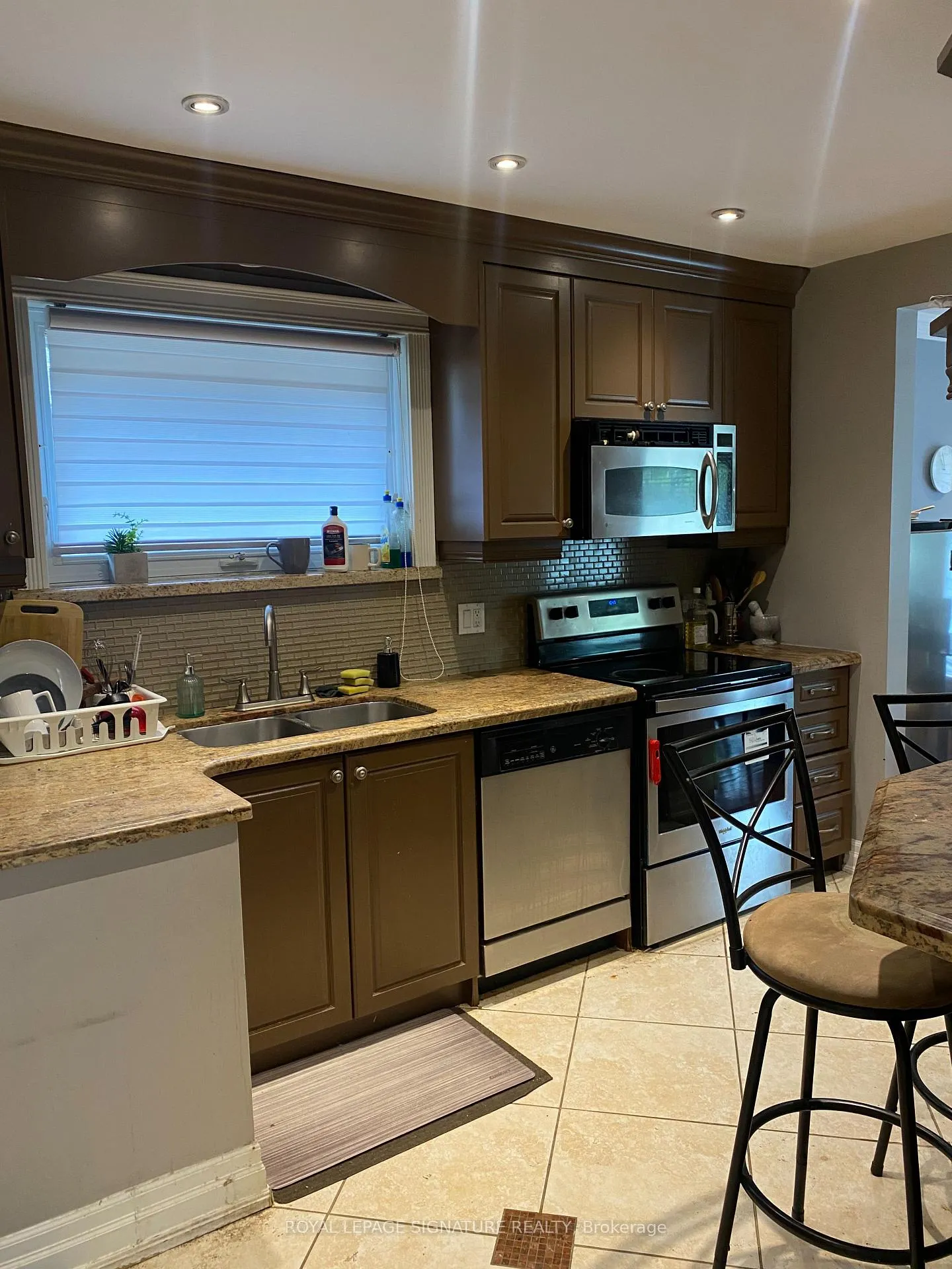 Photo 5 of Unit MAIN, 40 Waterfield Drive, Scarborough, Bendale — HOMEH