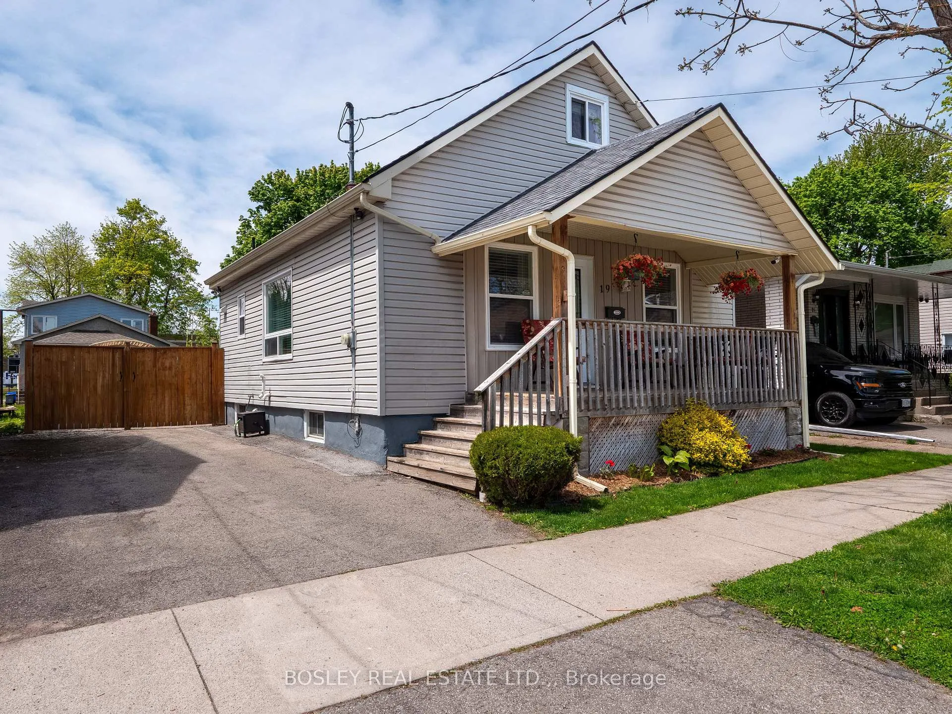 Photo 1 of 19 Water Street, St. Catharines, Downtown — HOMEH