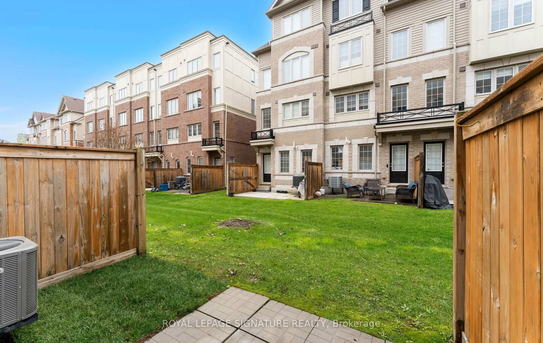 Photo 19 of 443-22 Filly Path, Oshawa, Windfields — HOMEH