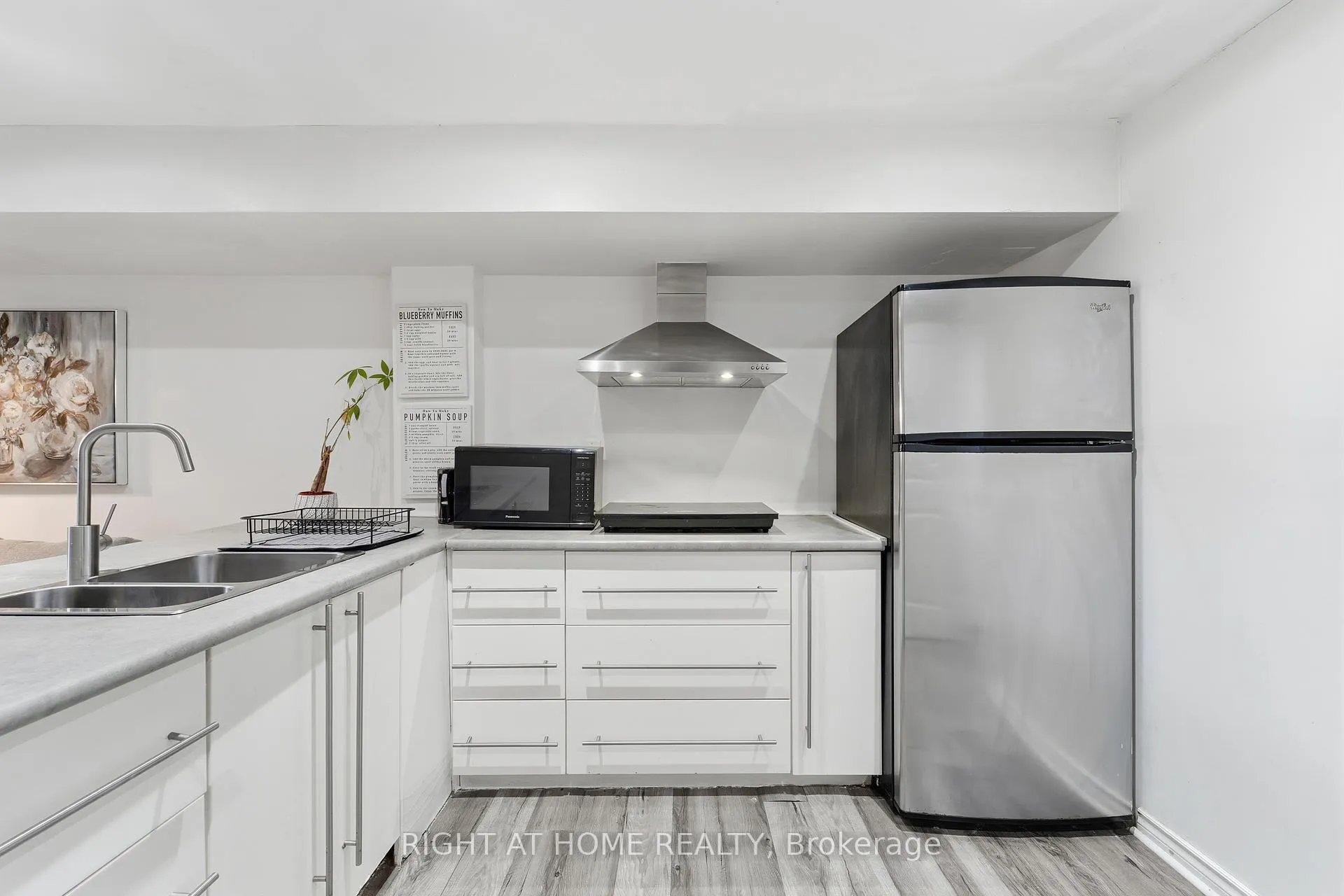 Photo 12 of Unit Lower, 2825 St. Clair Avenue E, Toronto, O'Connor-Parkview — HOMEH