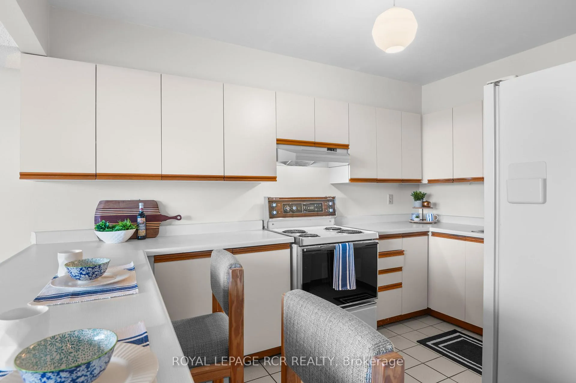 Photo 7 of Unit 51, 16 Fourth Street, Orangeville — HOMEH