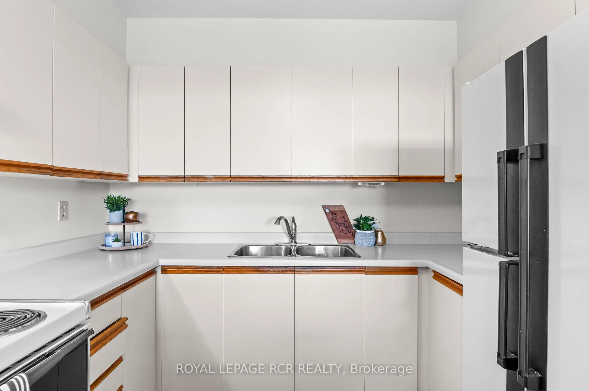 Photo 9 of Unit 51, 16 Fourth Street, Orangeville — HOMEH