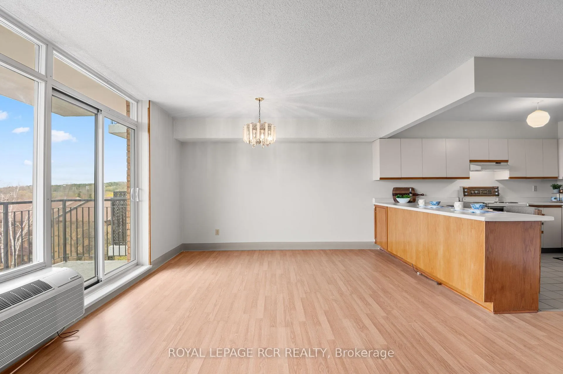 Photo 11 of Unit 51, 16 Fourth Street, Orangeville — HOMEH