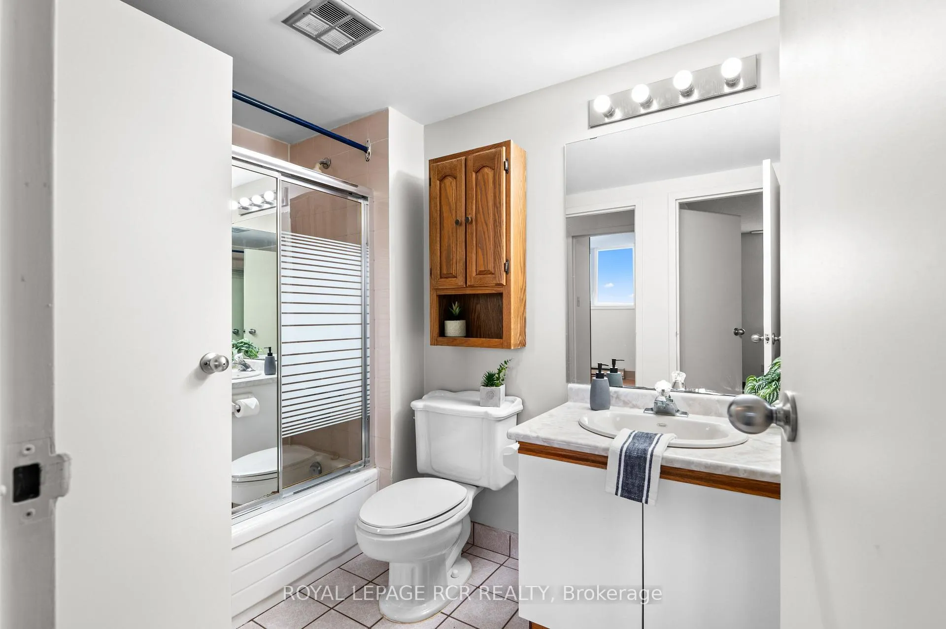 Photo 28 of Unit 51, 16 Fourth Street, Orangeville — HOMEH