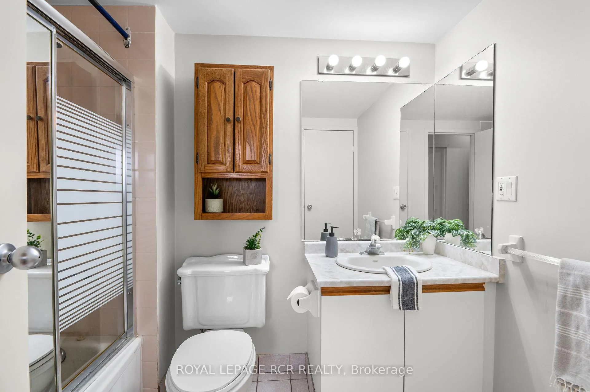 Photo 29 of Unit 51, 16 Fourth Street, Orangeville — HOMEH