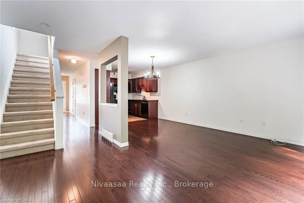 Photo 6 of 110 Activa Avenue, Waterloo — HOMEH