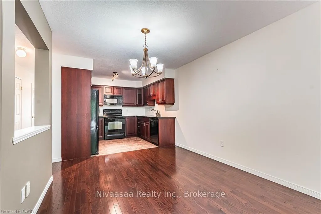 Photo 8 of 110 Activa Avenue, Waterloo — HOMEH