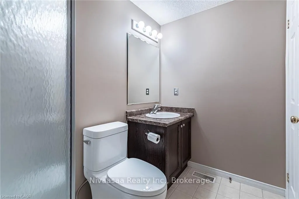 Photo 23 of 110 Activa Avenue, Waterloo — HOMEH
