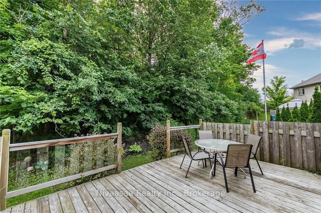 Photo 35 of 110 Activa Avenue, Waterloo — HOMEH