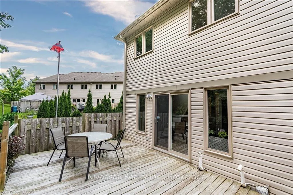 Photo 36 of 110 Activa Avenue, Waterloo — HOMEH