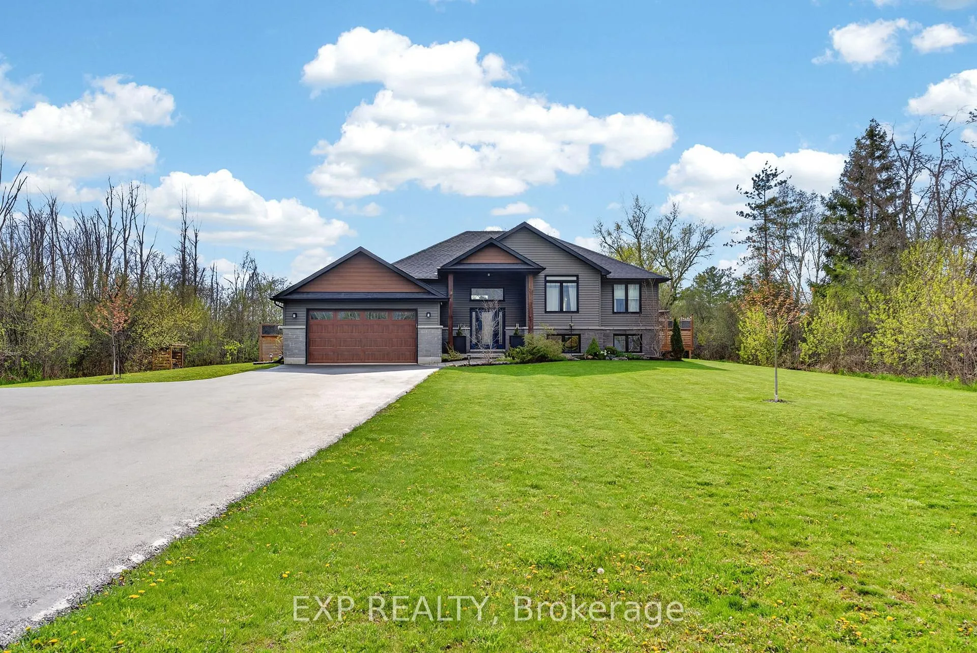 Photo 1 of 20109 Loyalist Parkway, Prince Edward County, Hillier Ward — HOMEH
