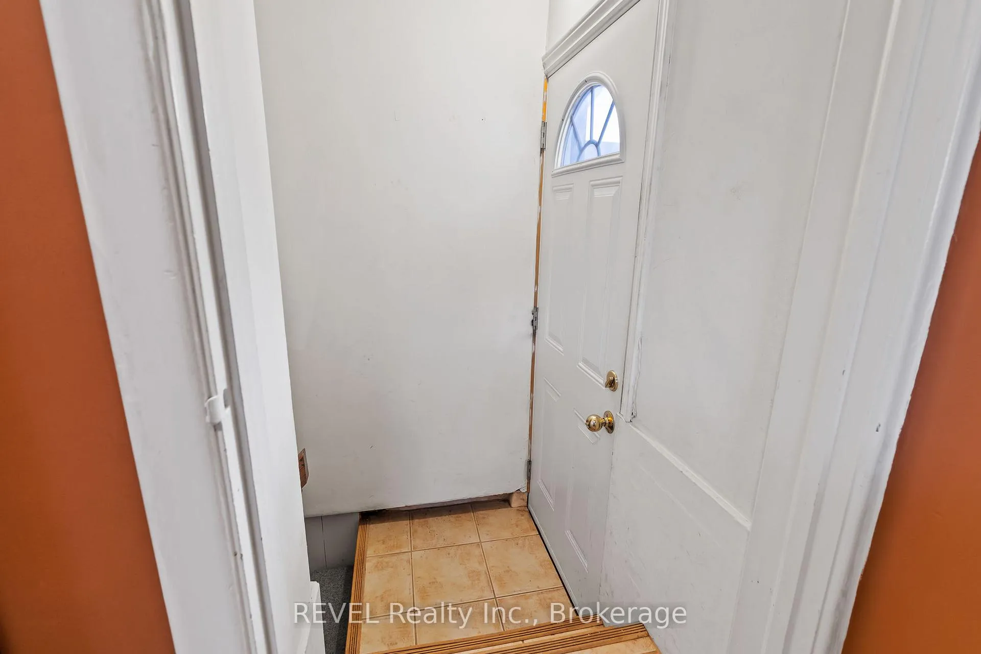 Photo 25 of 18 Nickerson Avenue, St. Catharines, Vine/Linwell — HOMEH