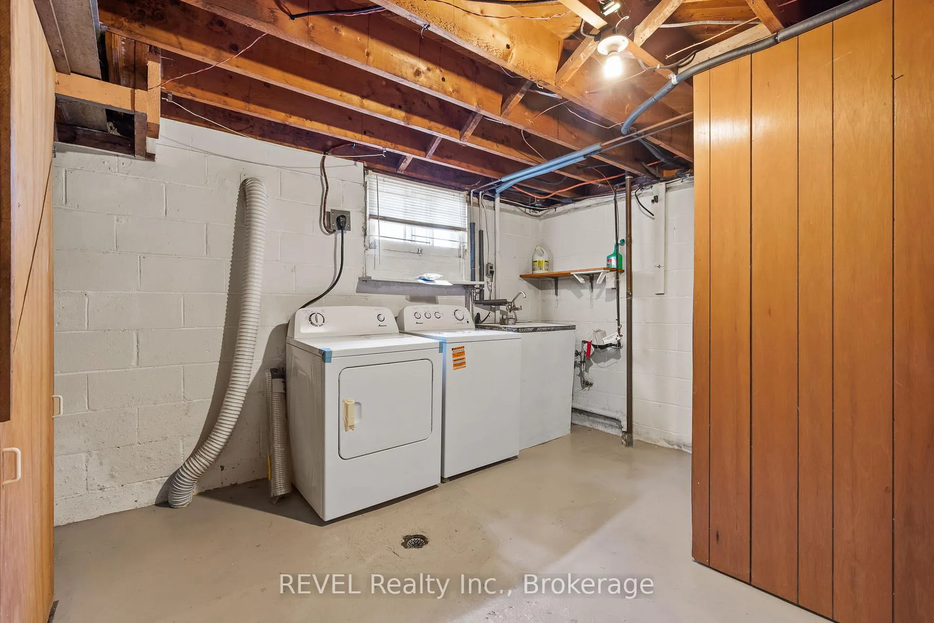 Photo 34 of 18 Nickerson Avenue, St. Catharines, Vine/Linwell — HOMEH