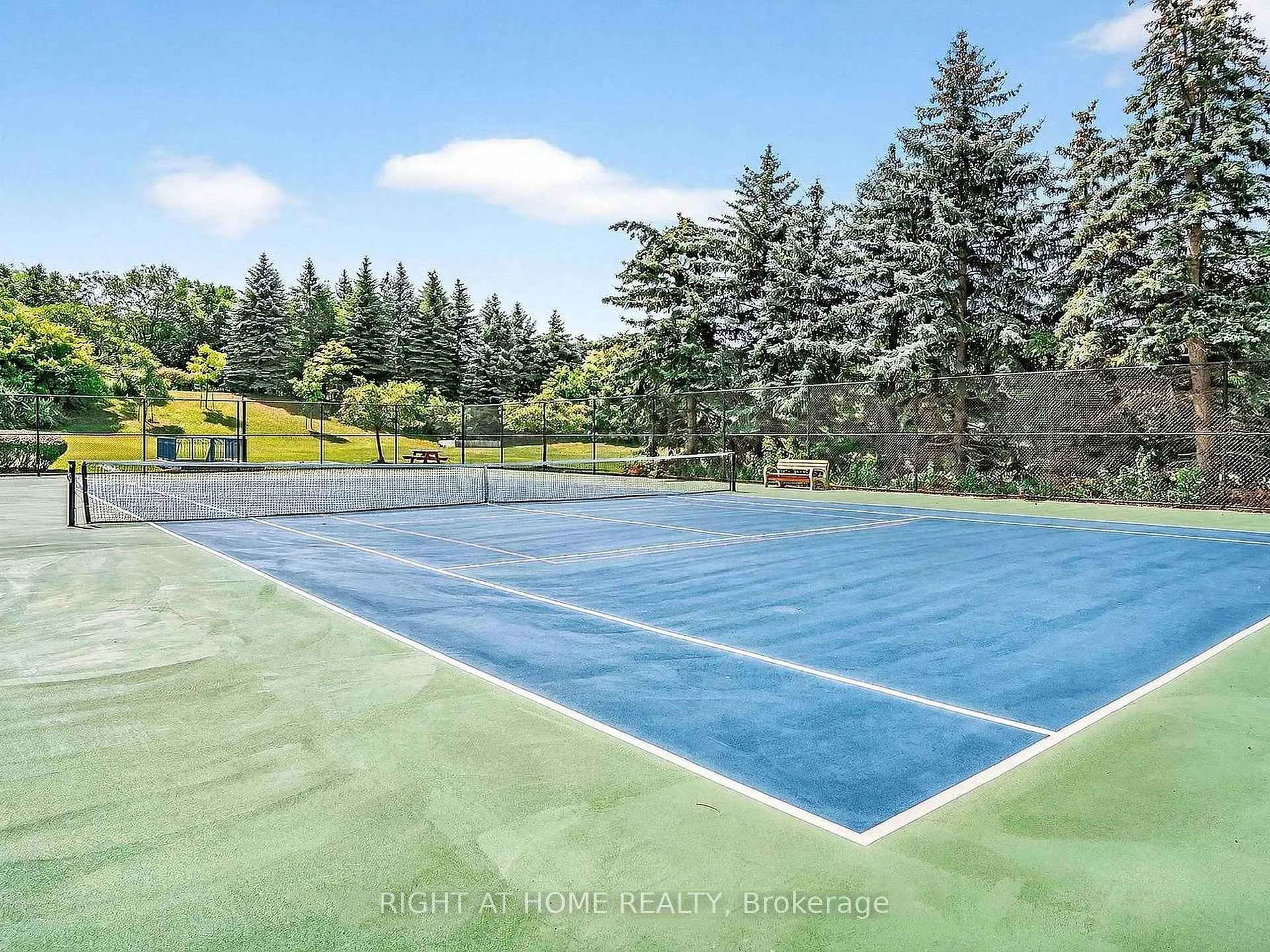 Photo 38 of Unit 402, 1 Clark Avenue W, Vaughan, Crestwood-Springfarm-Yorkhill — HOMEH