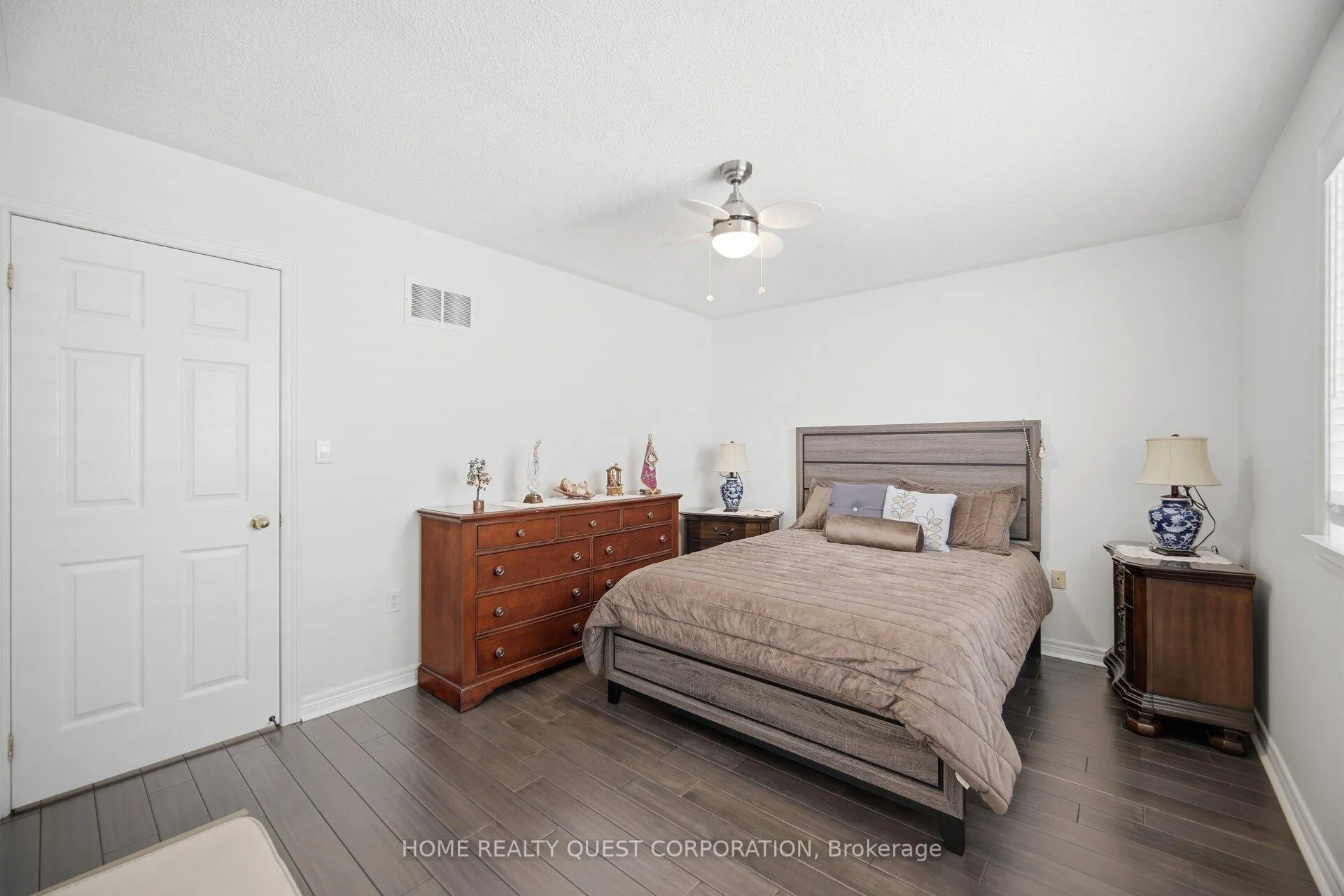 Photo 13 of 346 Centennial Forest Drive, Milton, Timberlea — HOMEH