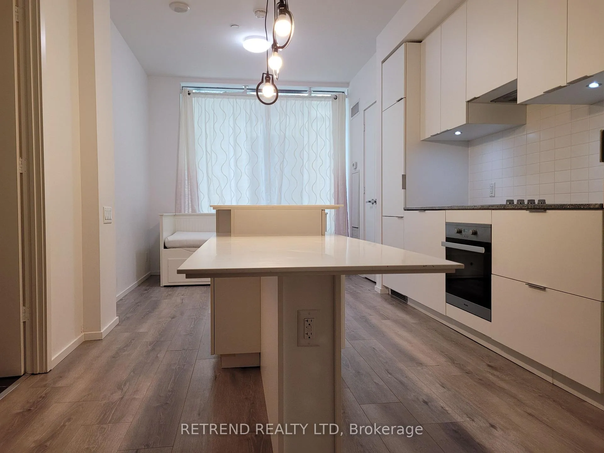 Photo 9 of Unit 204, 5 St. Joseph Street, Toronto, Bay Street Corridor — HOMEH