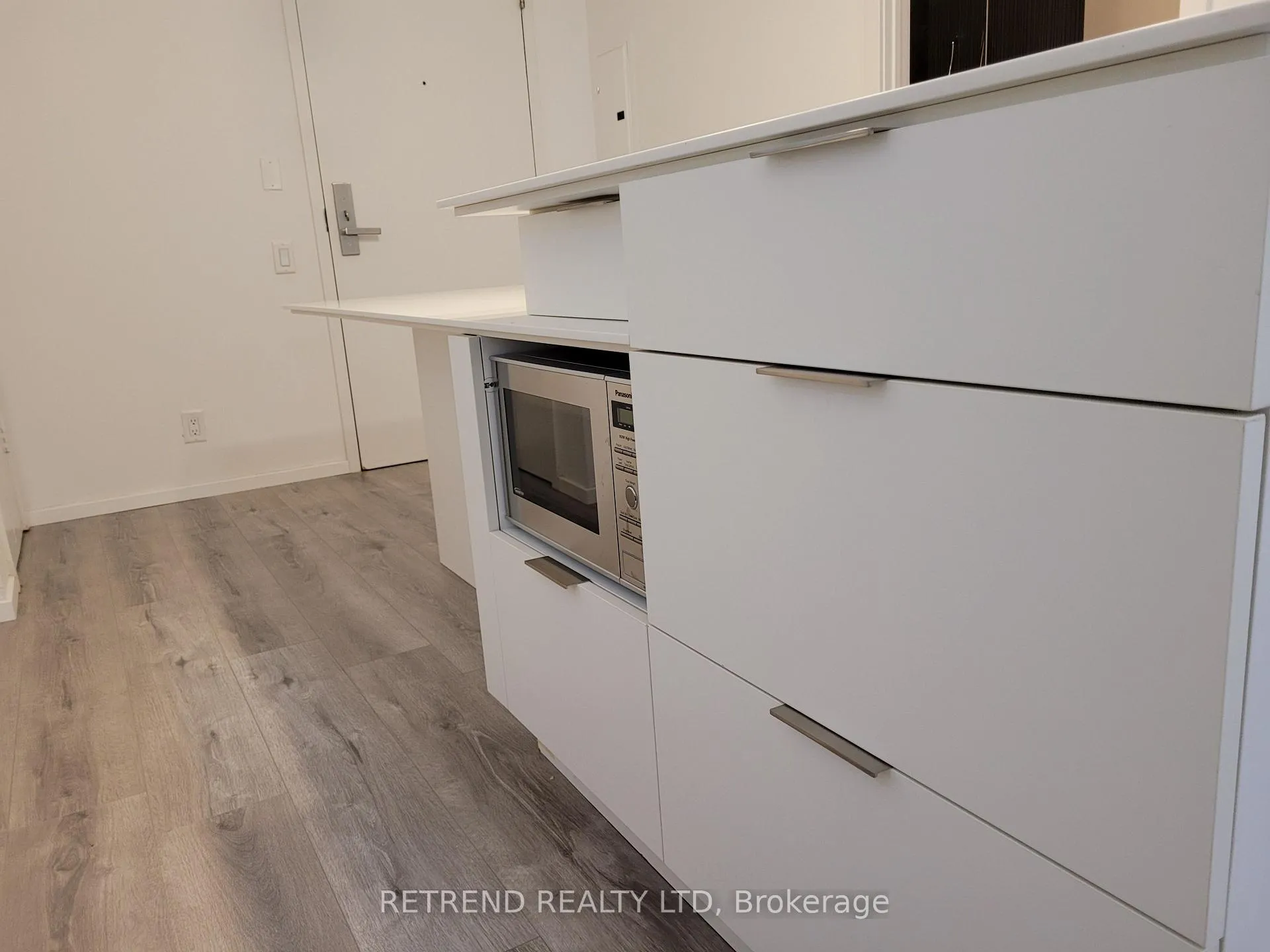 Photo 11 of Unit 204, 5 St. Joseph Street, Toronto, Bay Street Corridor — HOMEH