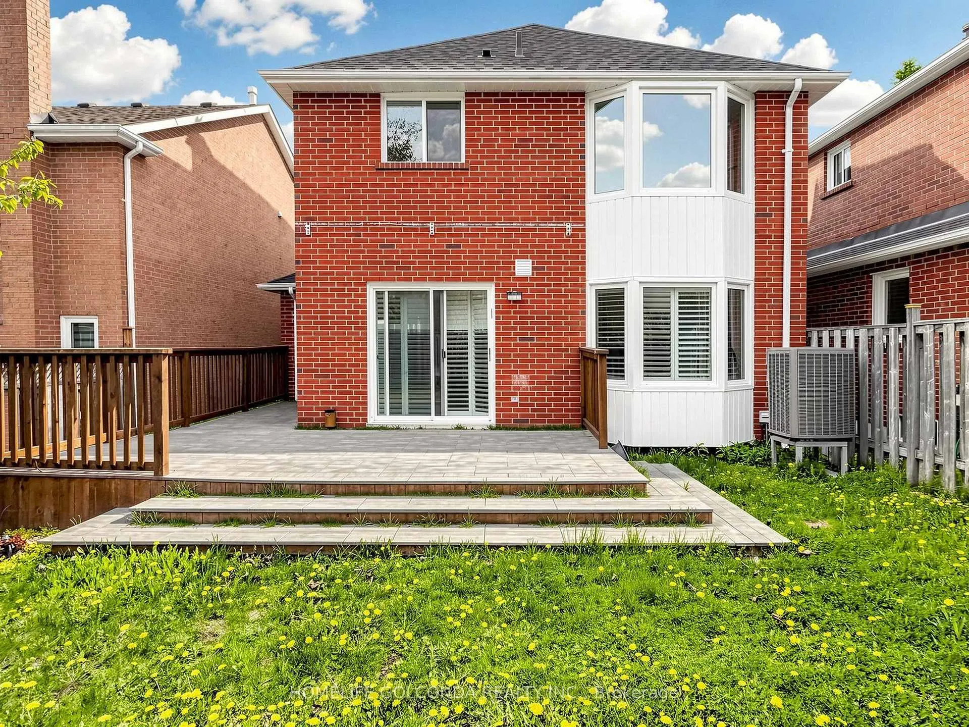 Photo 36 of 19 Thornbury Circle, Vaughan, Crestwood-Springfarm-Yorkhill — HOMEH