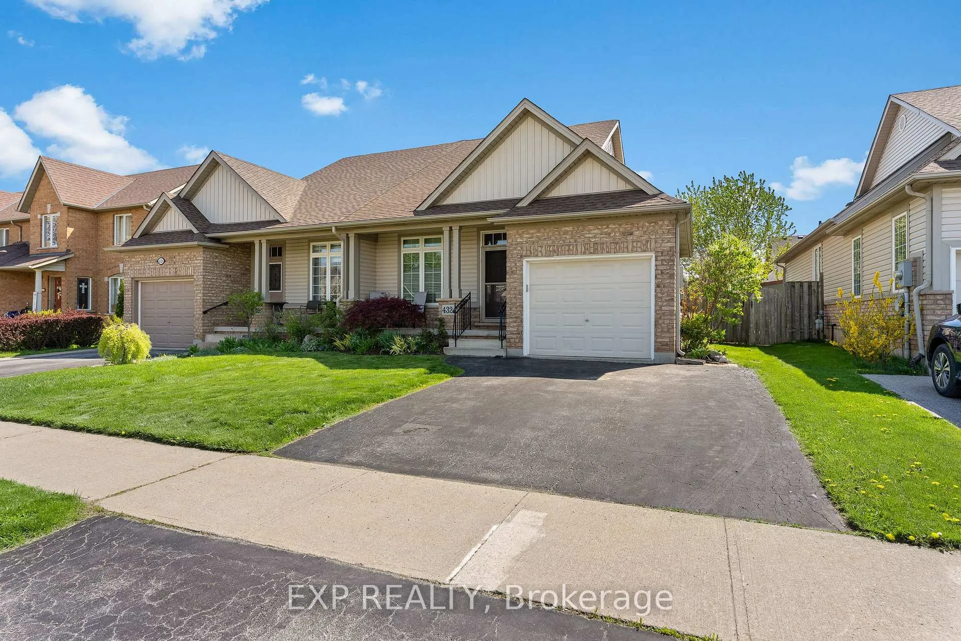 Photo 7 of 4324 Beverley Crescent, Lincoln, Beamsville — HOMEH