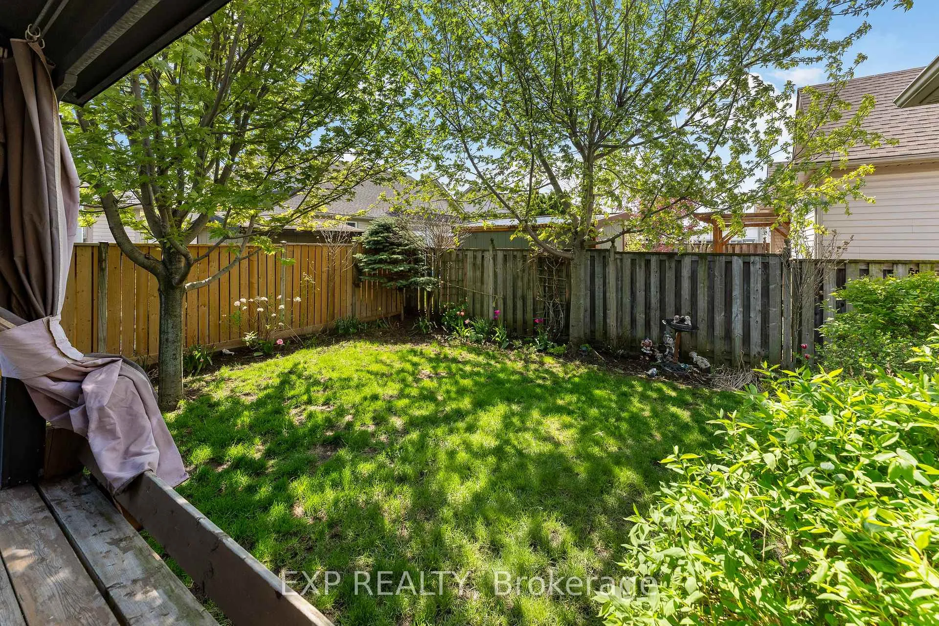 Photo 27 of 4324 Beverley Crescent, Lincoln, Beamsville — HOMEH
