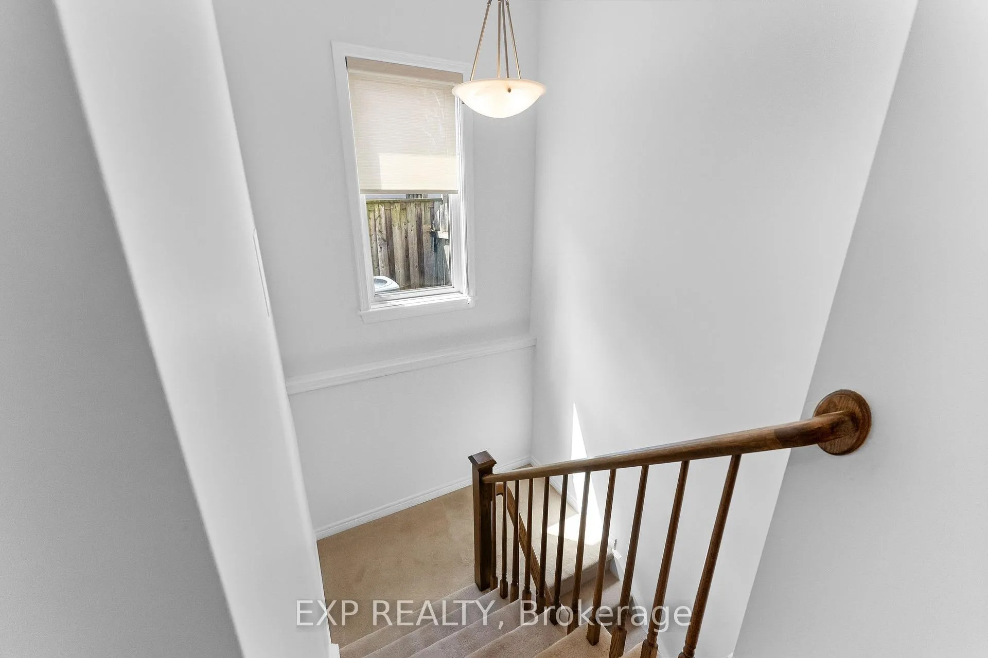 Photo 33 of 4324 Beverley Crescent, Lincoln, Beamsville — HOMEH