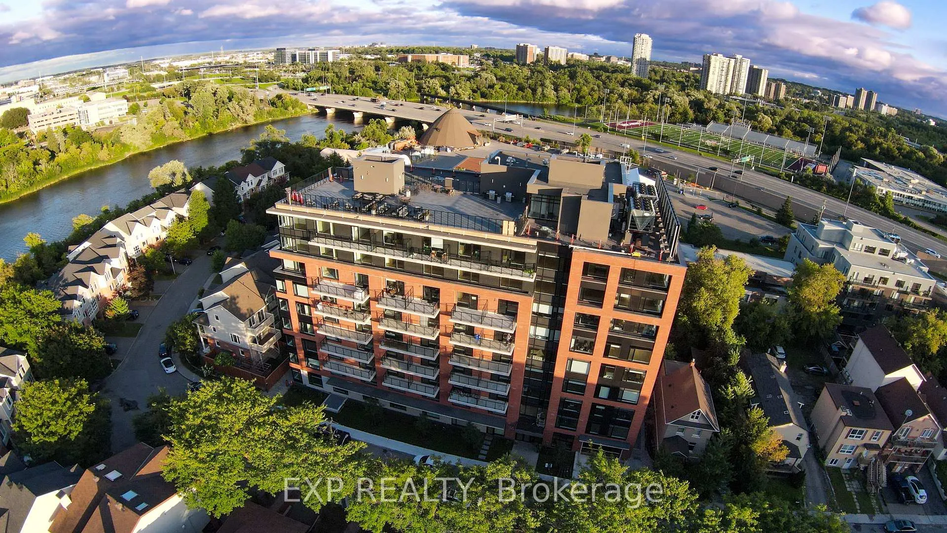 Photo 1 of Unit 402, 36 Robinson Avenue, Ottawa, Sandy Hill — HOMEH