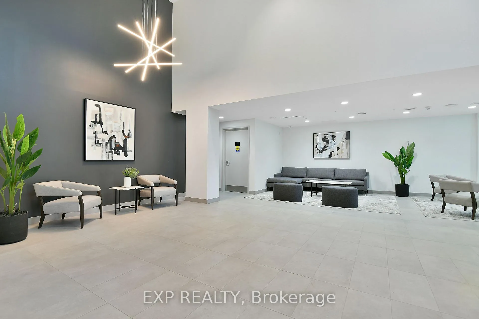 Photo 3 of Unit 402, 36 Robinson Avenue, Ottawa, Sandy Hill — HOMEH