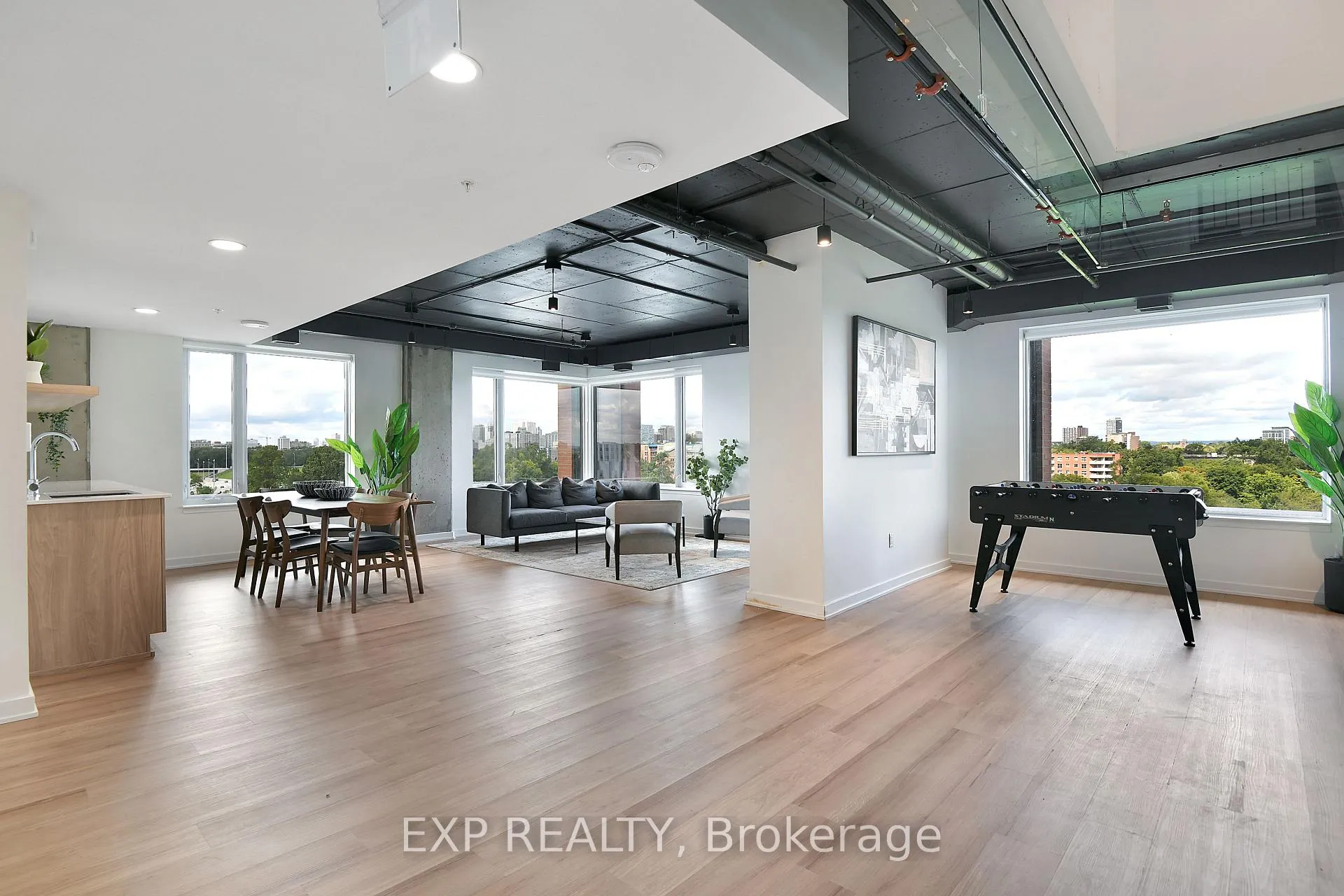 Photo 13 of Unit 402, 36 Robinson Avenue, Ottawa, Sandy Hill — HOMEH