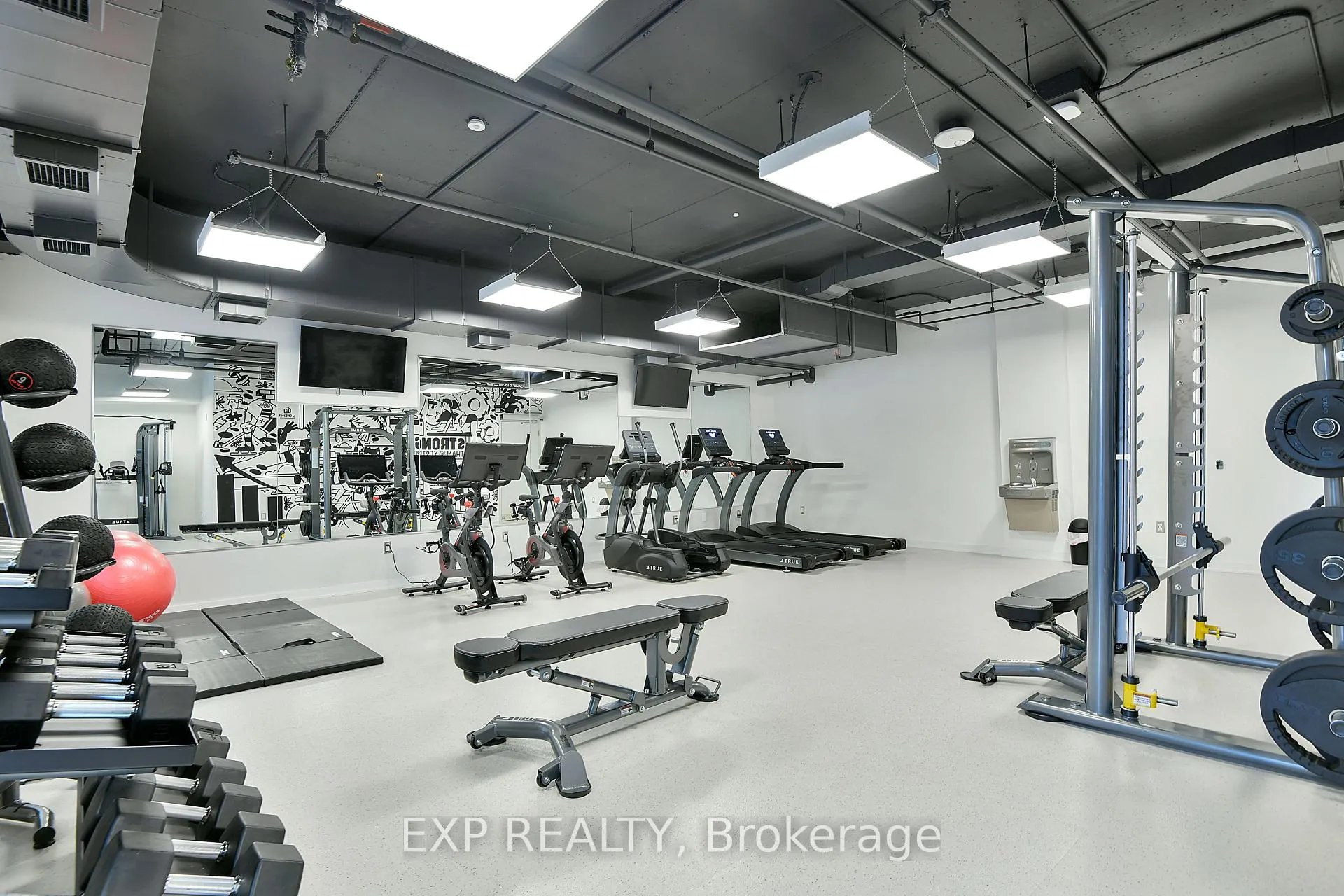 Photo 15 of Unit 402, 36 Robinson Avenue, Ottawa, Sandy Hill — HOMEH