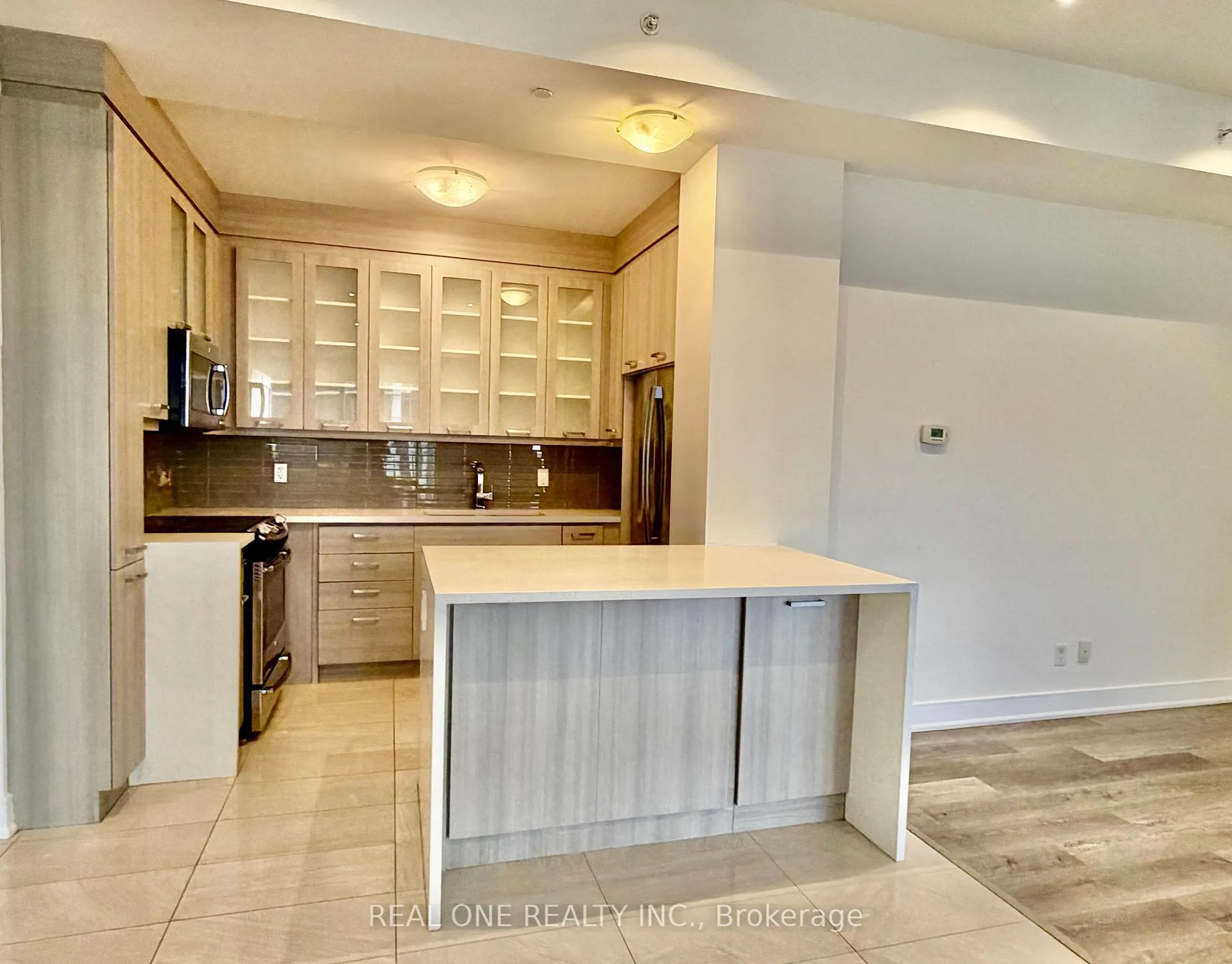 Photo 19 of Unit 808, 150 Main Street, Hamilton, Central — HOMEH