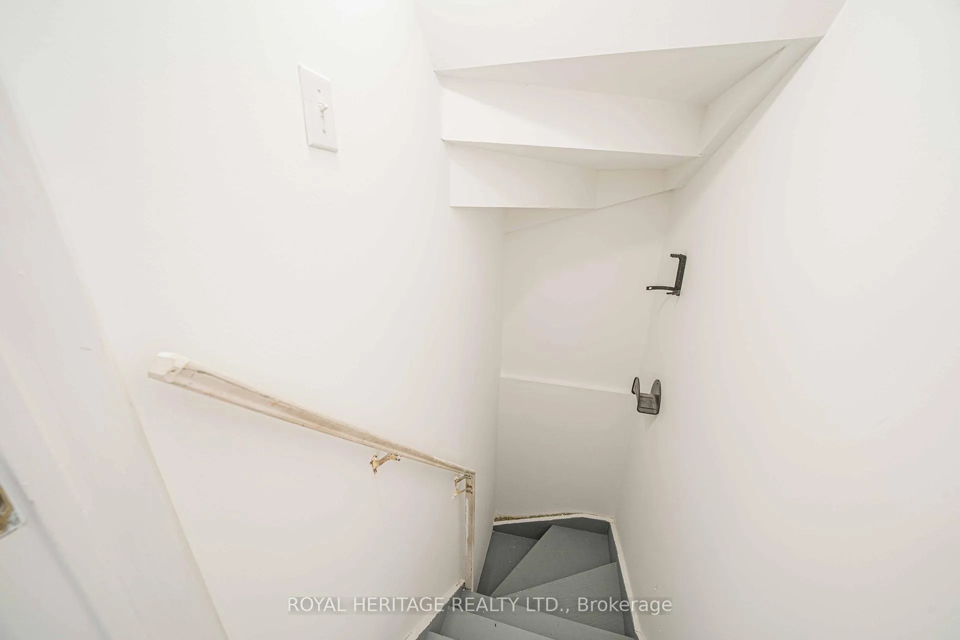 Photo 14 of 344 Castlemore Avenue, Markham, Berczy — HOMEH