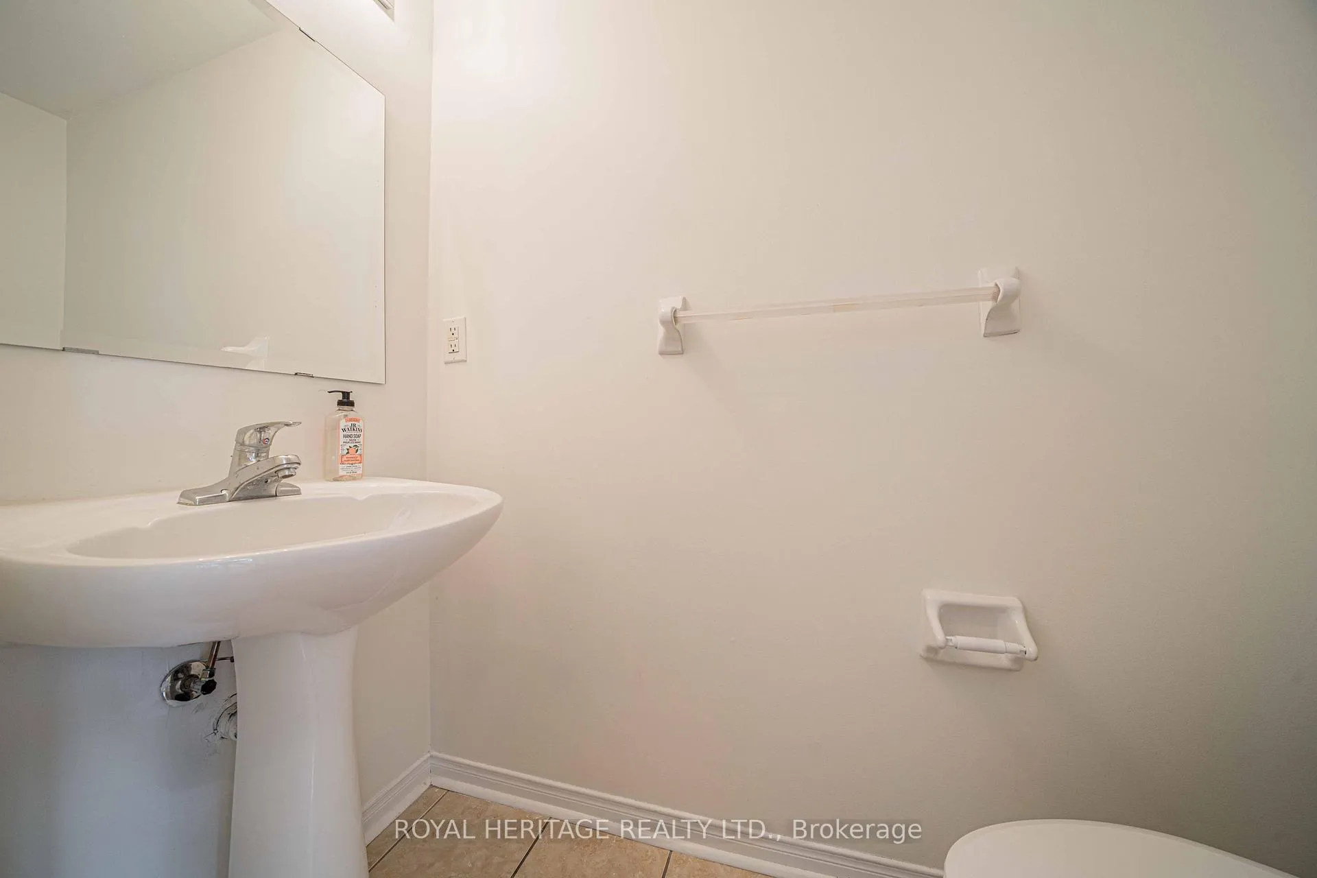 Photo 15 of 344 Castlemore Avenue, Markham, Berczy — HOMEH