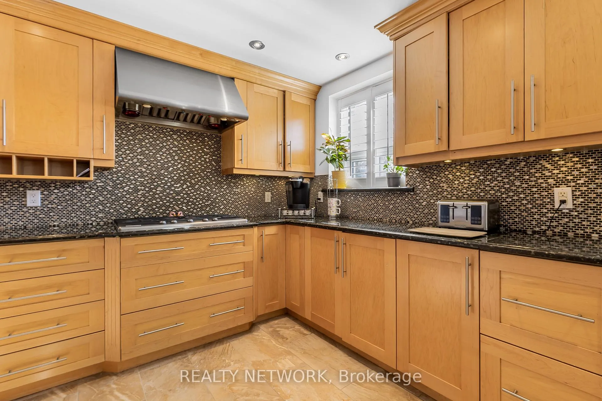 Photo 7 of 3734 Sinnicks Avenue, Niagara Falls, Church's Lane — HOMEH