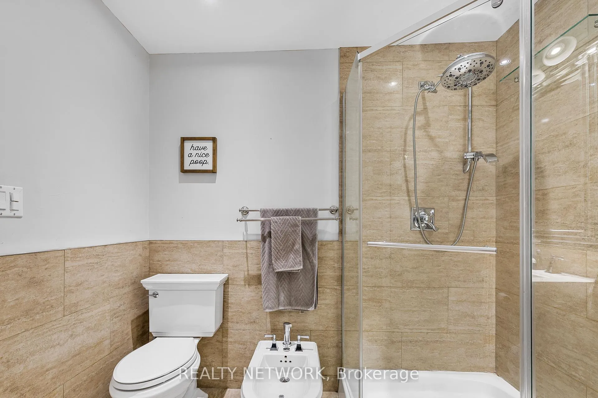 Photo 31 of 3734 Sinnicks Avenue, Niagara Falls, Church's Lane — HOMEH