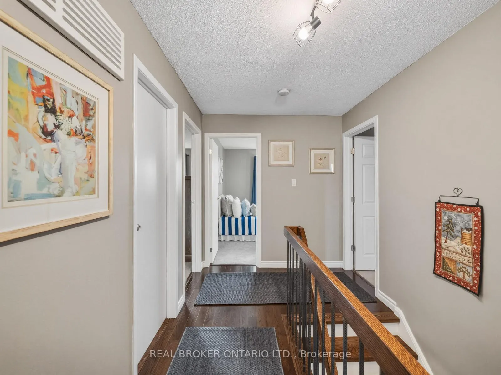 Photo 19 of 24 Mansion Street, Brampton, Central Park — HOMEH