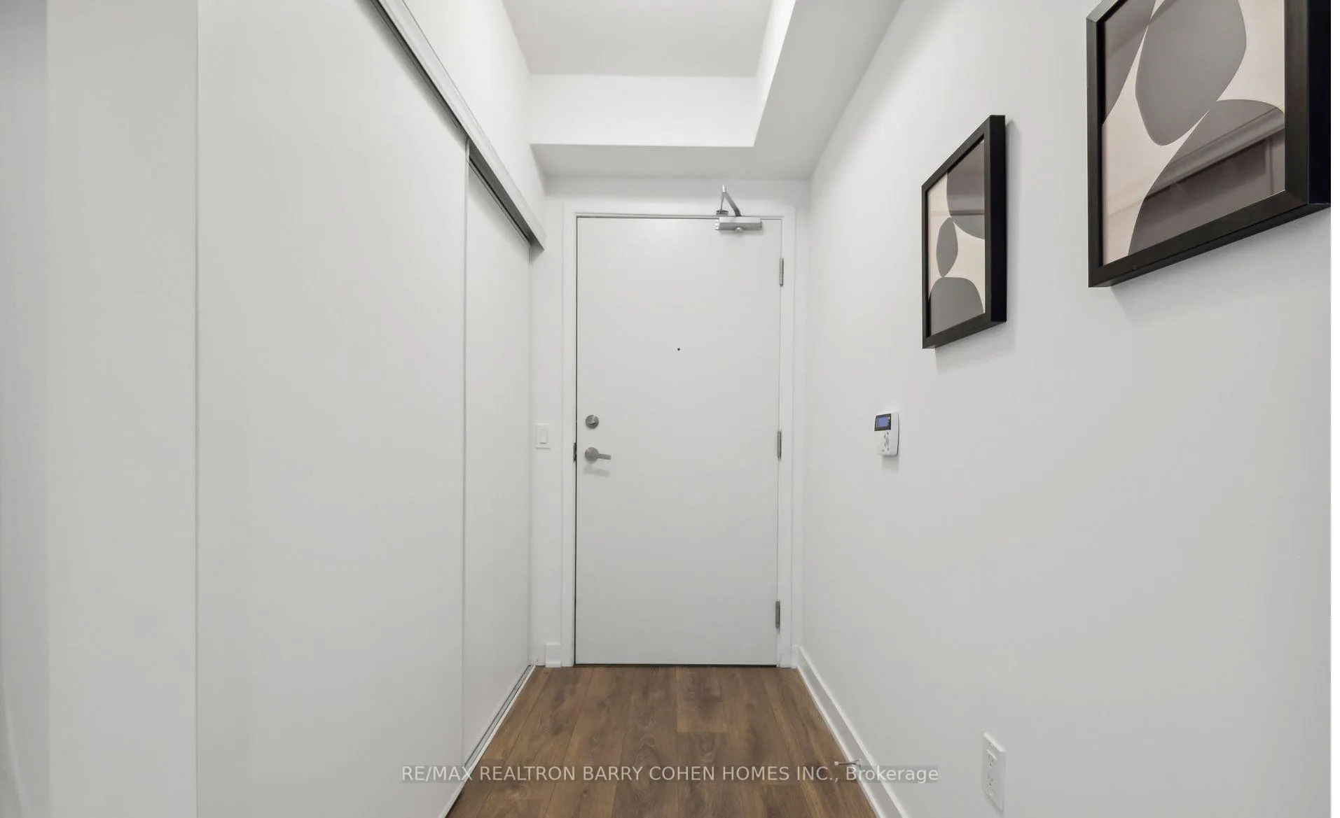 Photo 9 of Unit 2002, 195 Redpath Avenue, Toronto, Mount Pleasant West — HOMEH