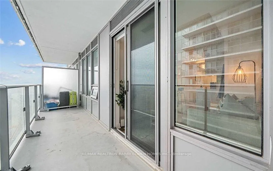 Photo 23 of Unit 2002, 195 Redpath Avenue, Toronto, Mount Pleasant West — HOMEH