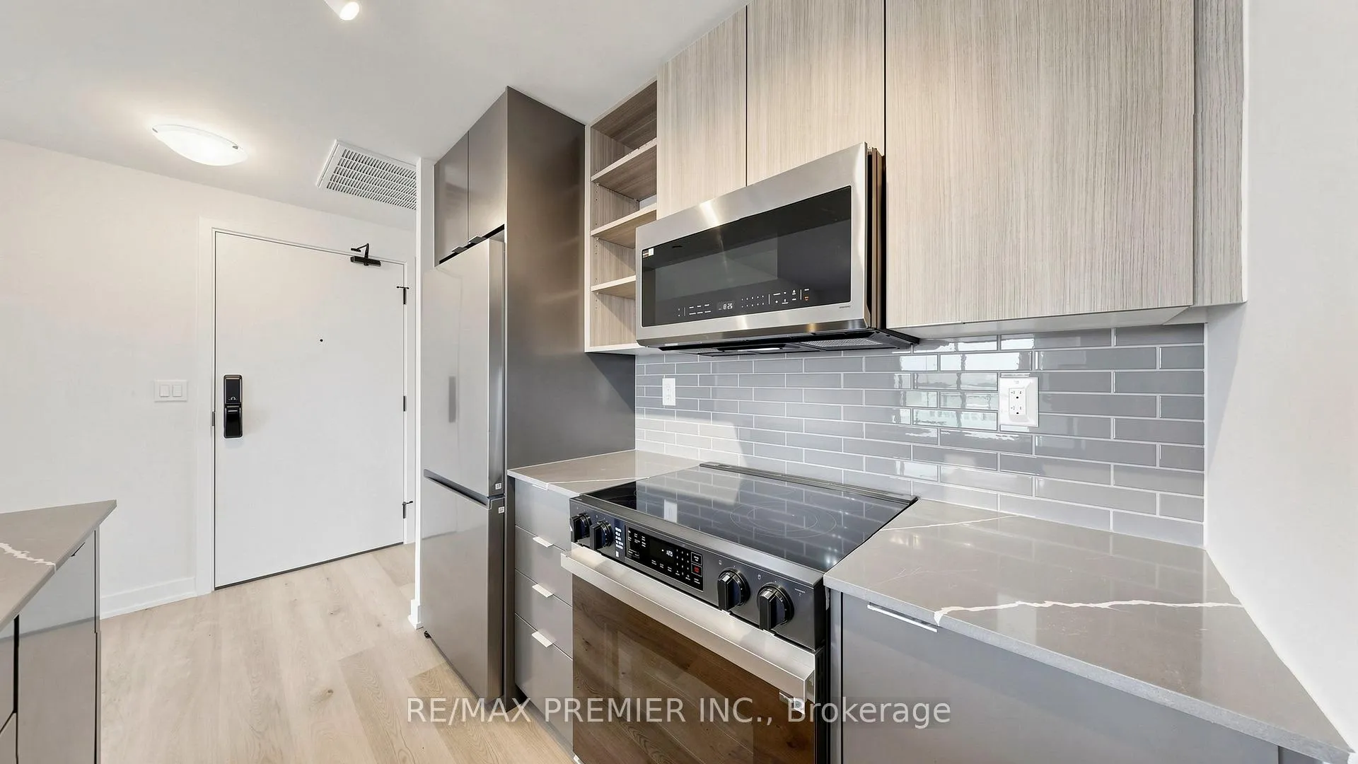 Photo 17 of Unit 2001, 2075 Lakeshore Road, Burlington, Brant — HOMEH